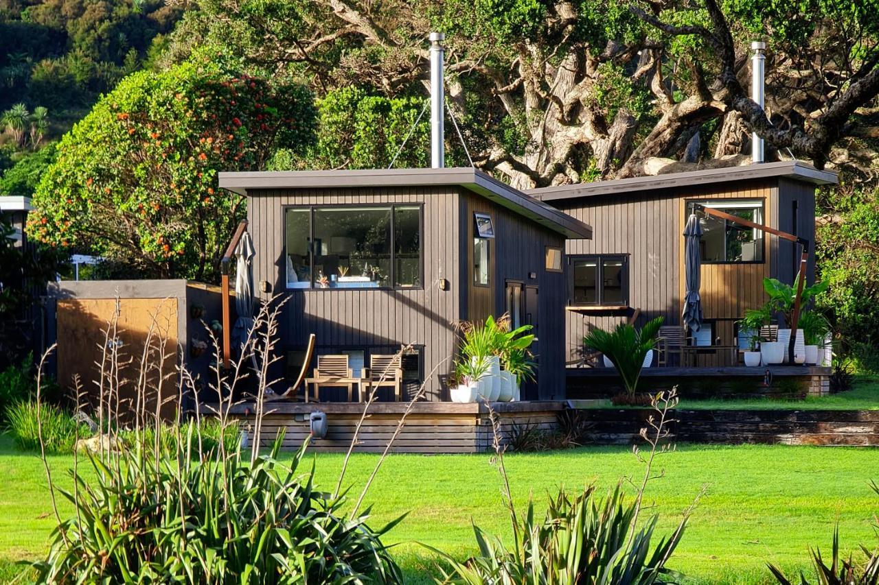 Adventurer'S Chest - Pohutukawa Hotel Hotwater Beach Exterior photo
